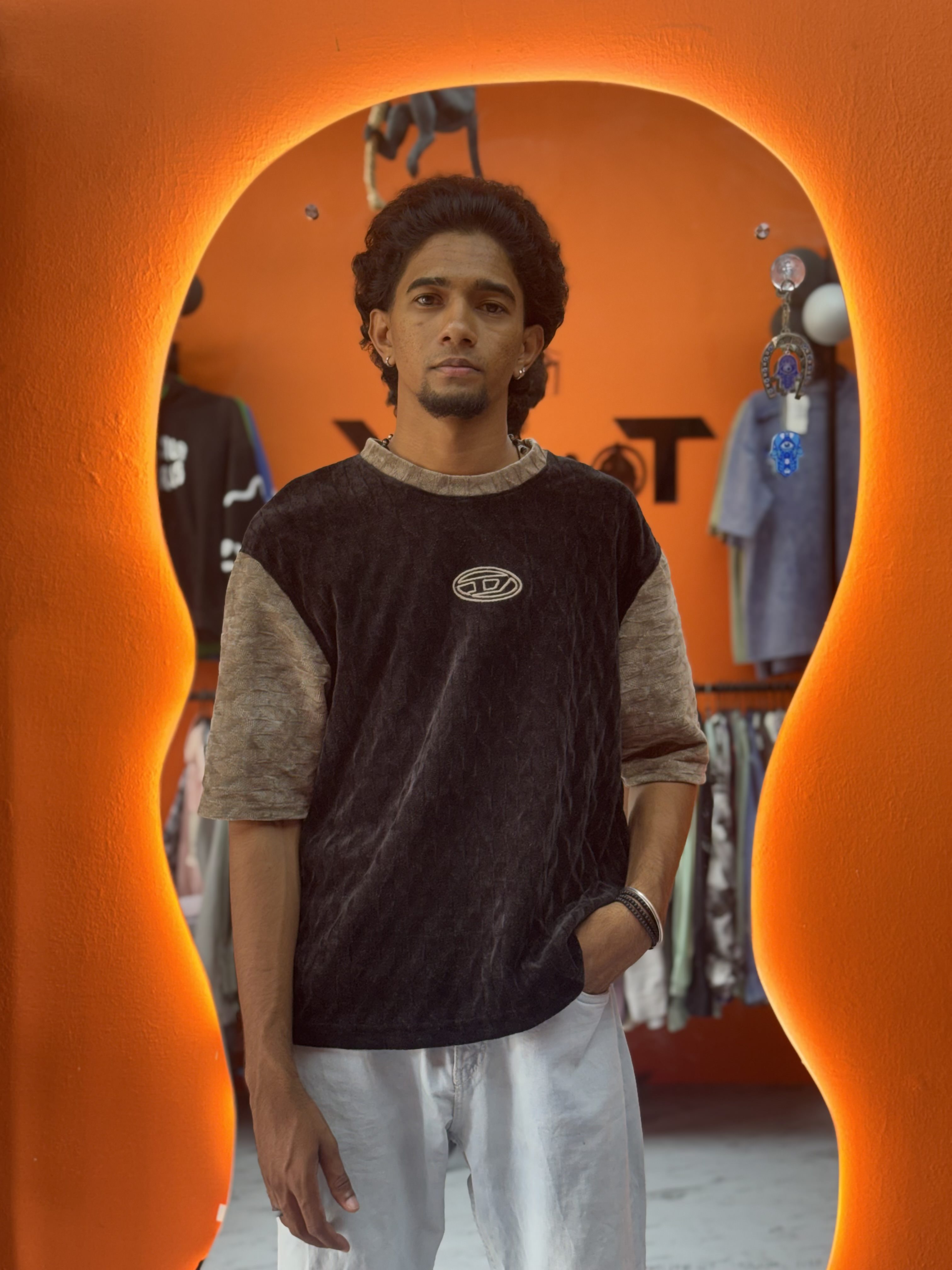 VELVET T-SHIRT